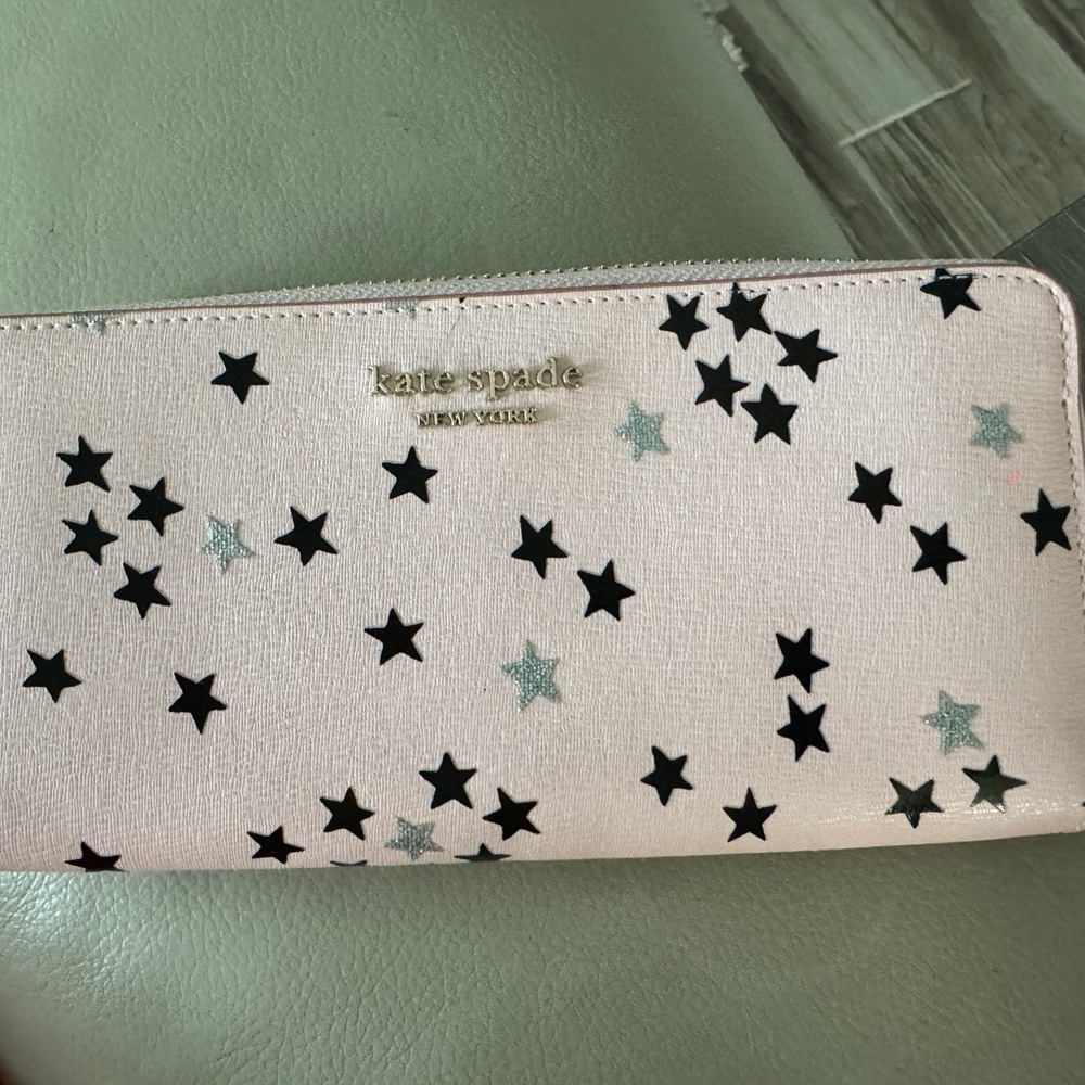 Kate Spade Star Wallet zip around